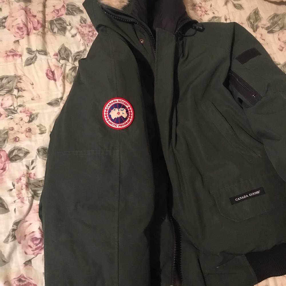 Goose size medium ... good condition